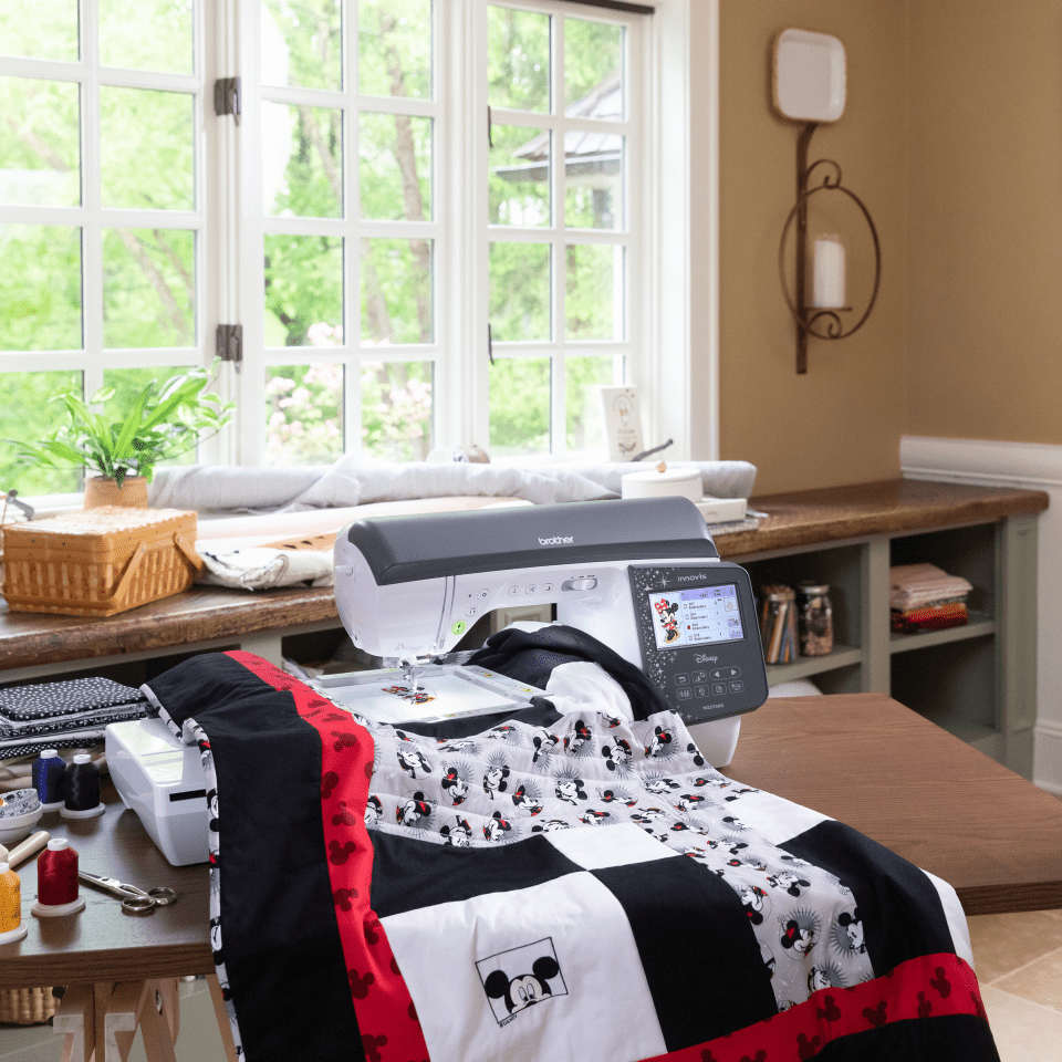 micky & mini mouse embroidery patterns on nq3700d