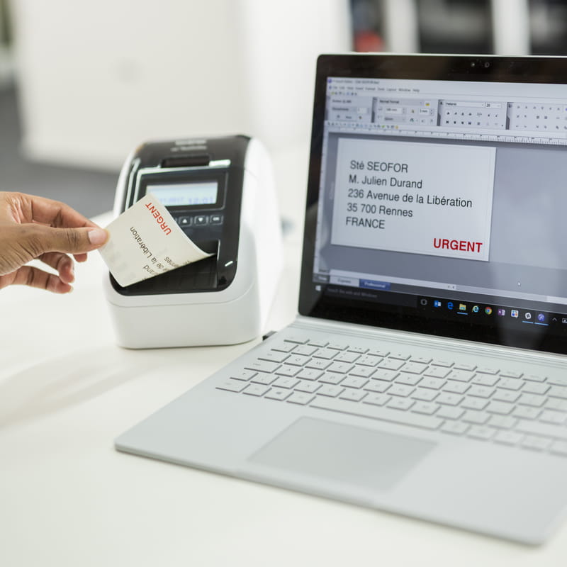 brother ql-820nwb black and red label print