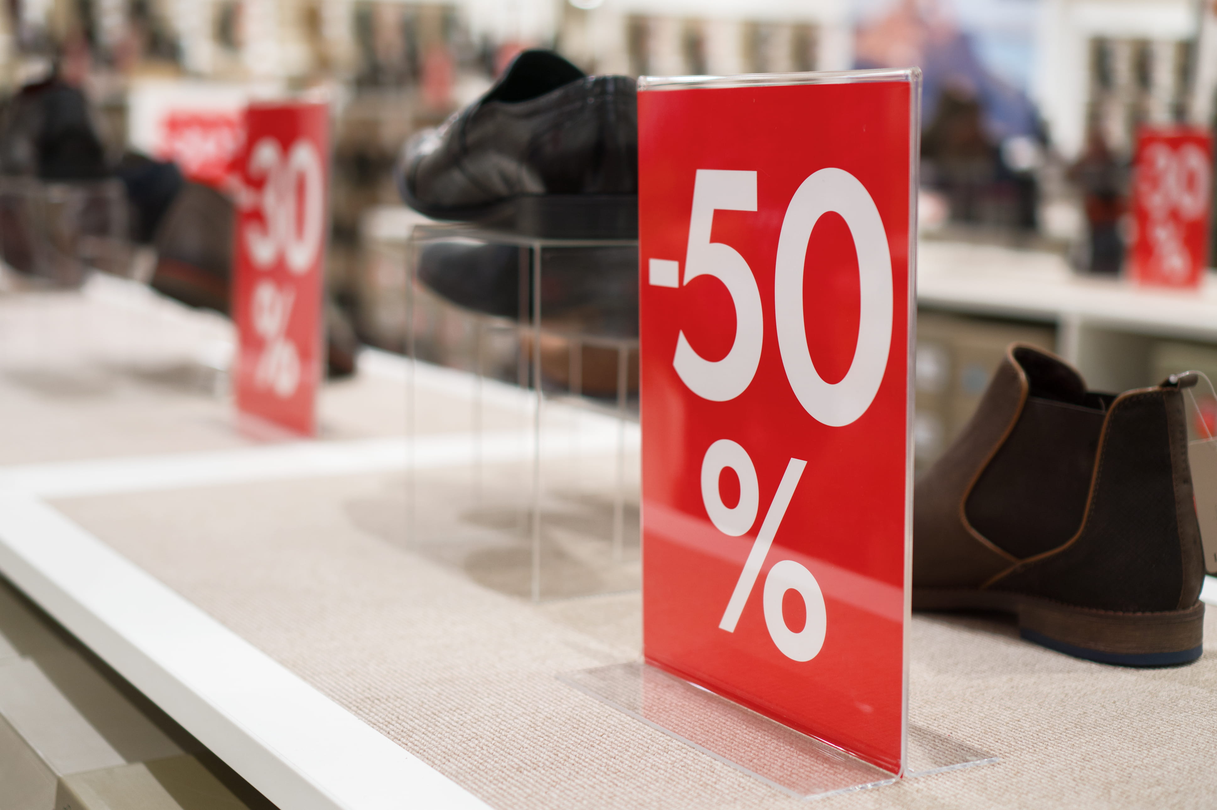 How to drive retail sales with quick and effective signage