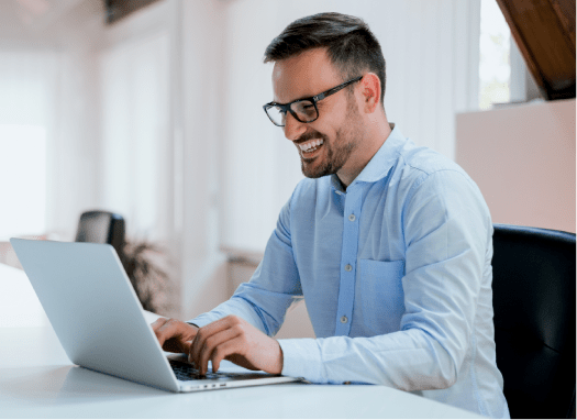 worker in front of the laptop