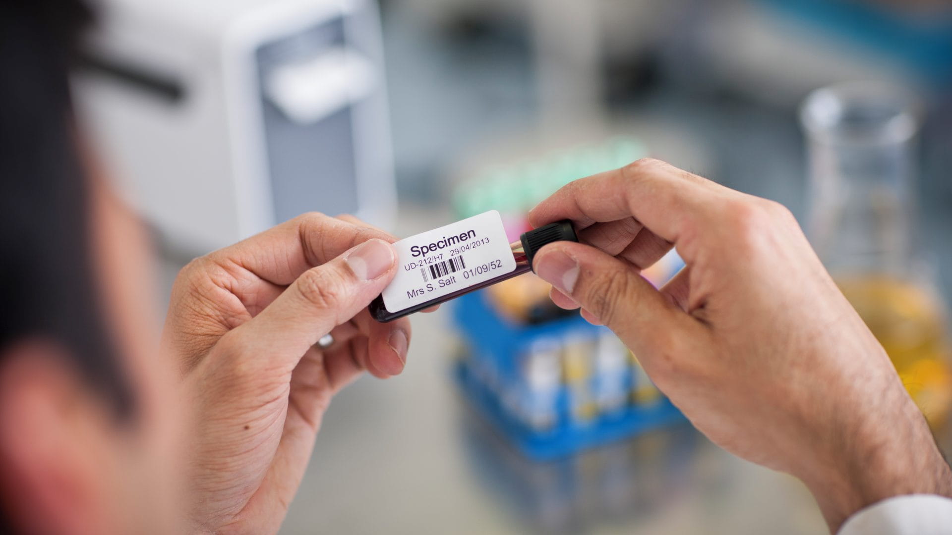 Chemical-resistant labels: How to use them at work and at home