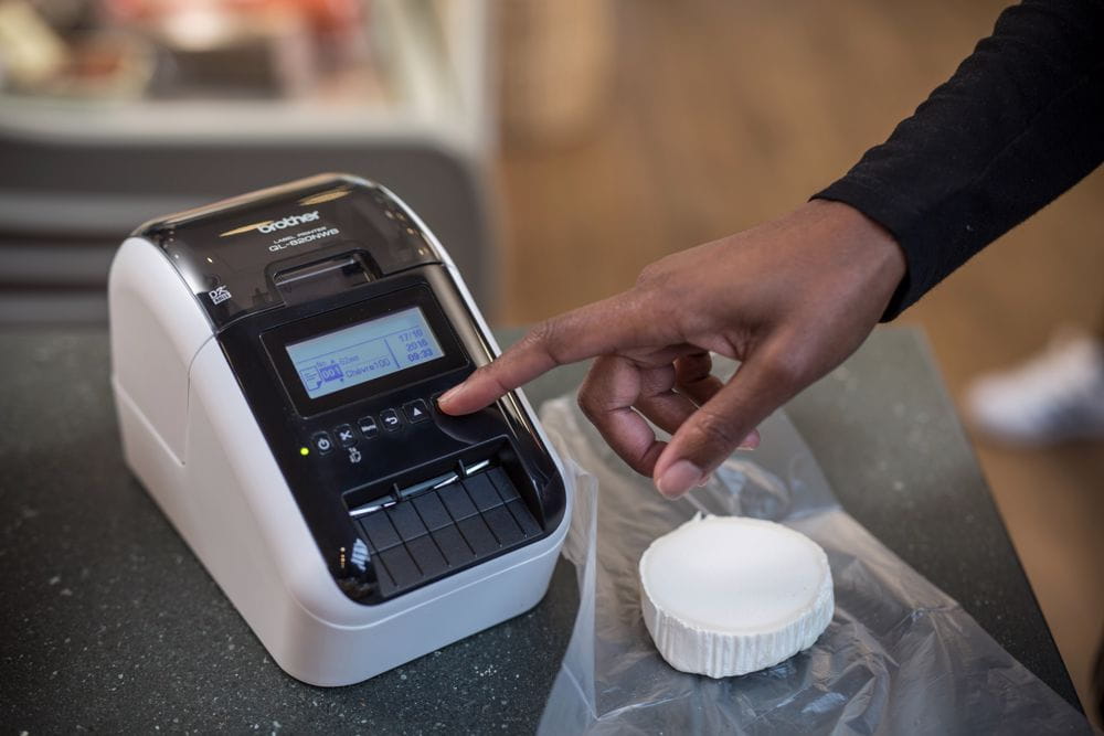 Improve food traceability with a barcoding system