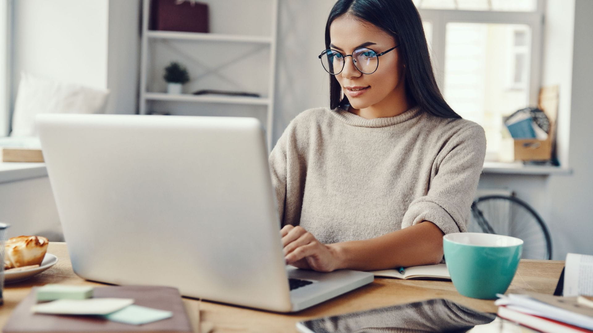 Should you start an online side hustle?