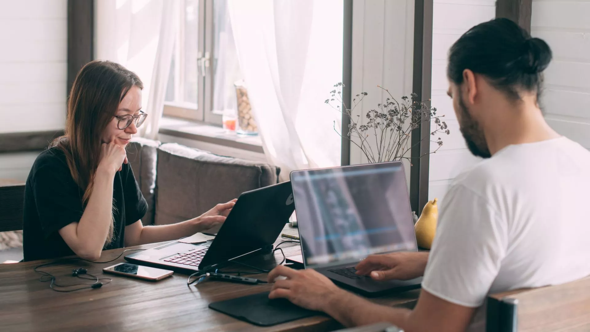 A guide to working from home for two or more people