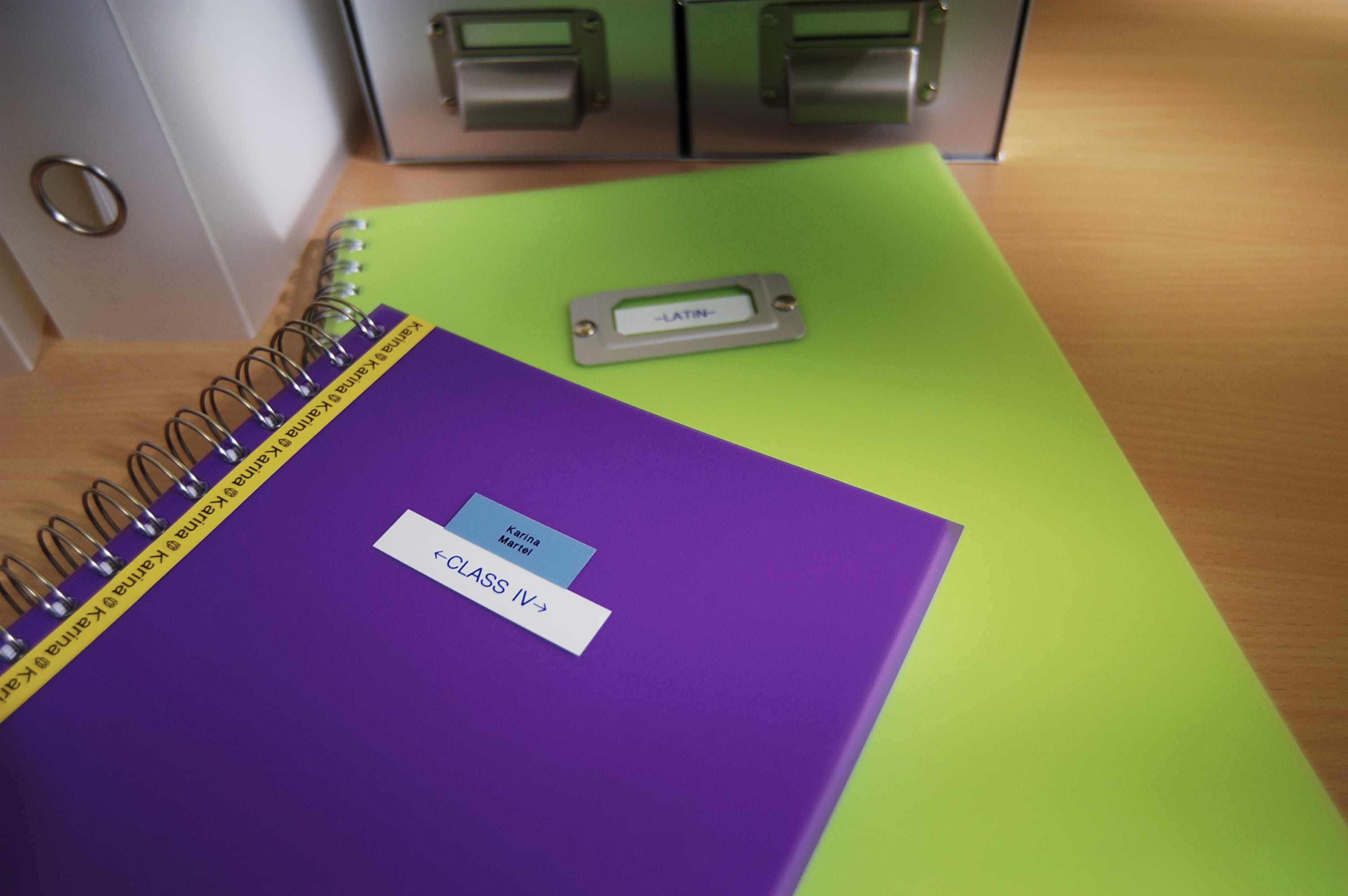 TZe name labels on notebooks