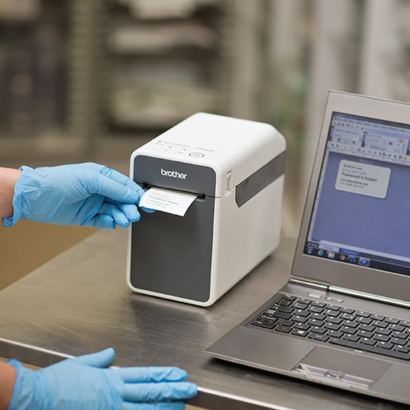 borther-ptinter-image-getting-paper
