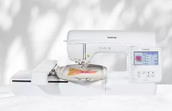 Image of the Brother NV880E Embroidery machine